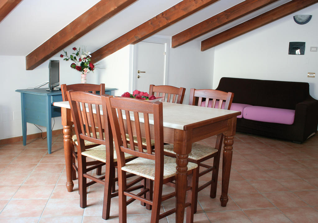 Residence Il Casale Trogir Cameră foto